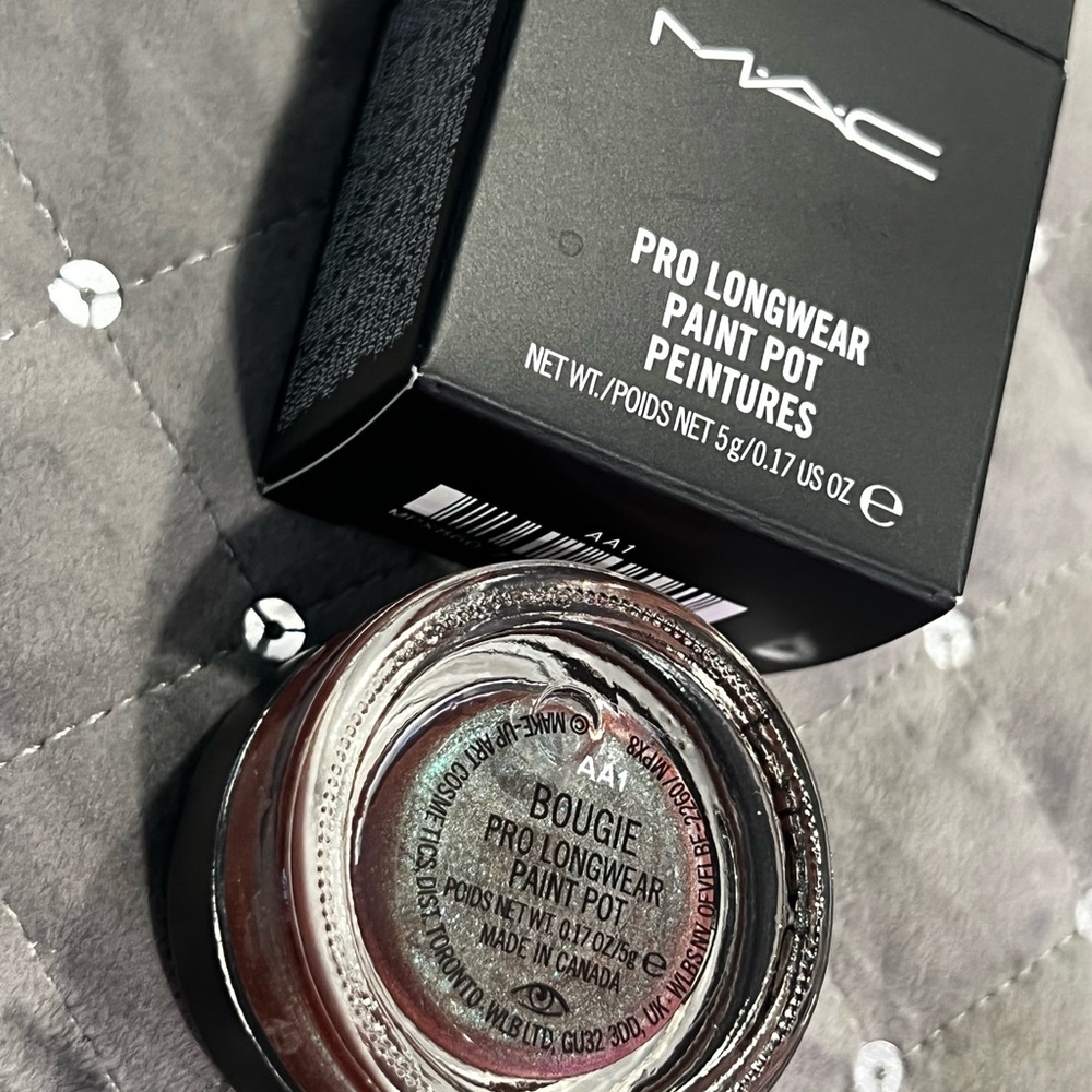 MAC pro longwear paint poult ~~ “BOUGIE”